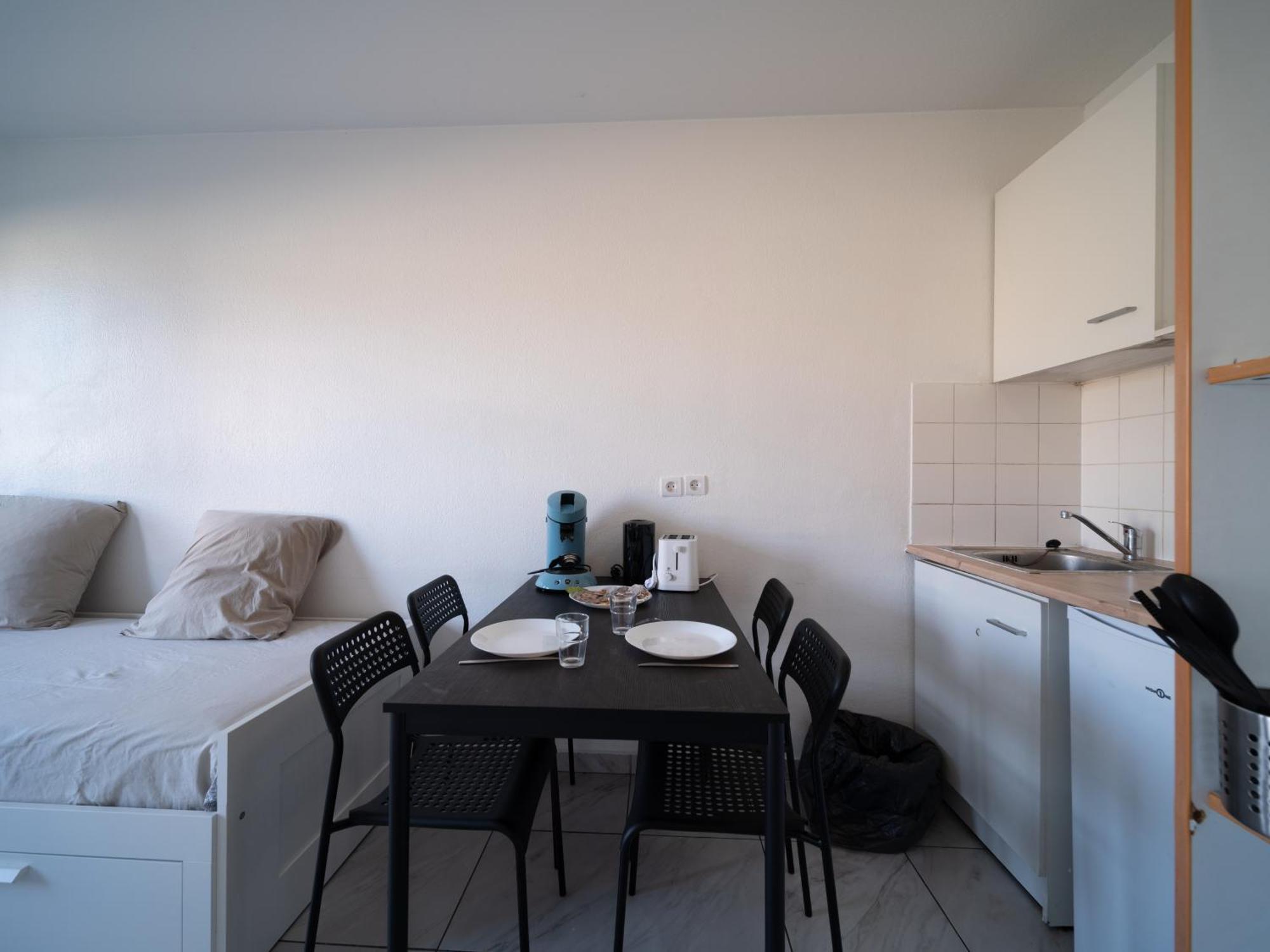 Appartement Tout Equipe A 6Min De La Gare St Charles Марсилия Екстериор снимка