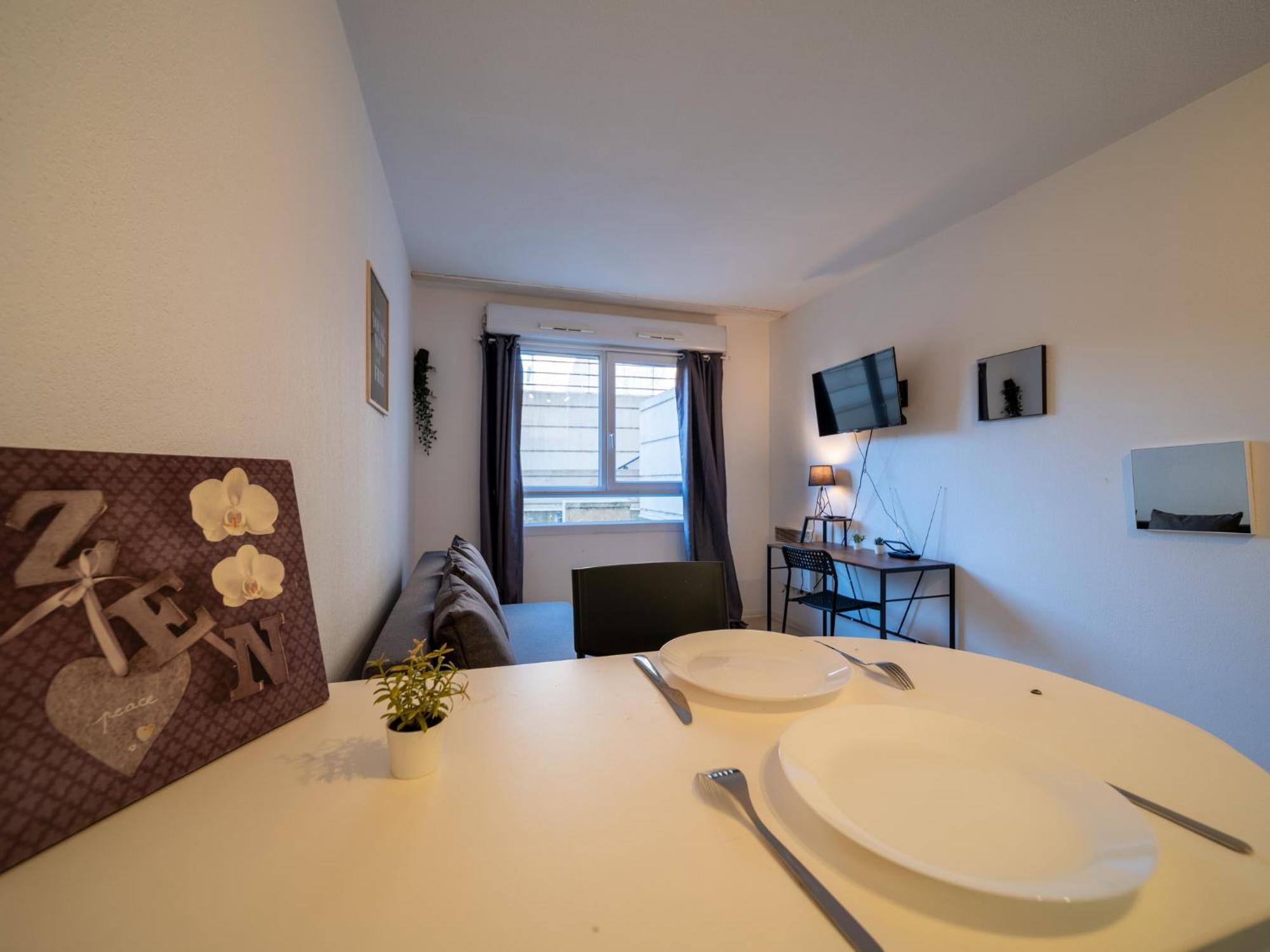 Appartement Tout Equipe A 6Min De La Gare St Charles Марсилия Екстериор снимка